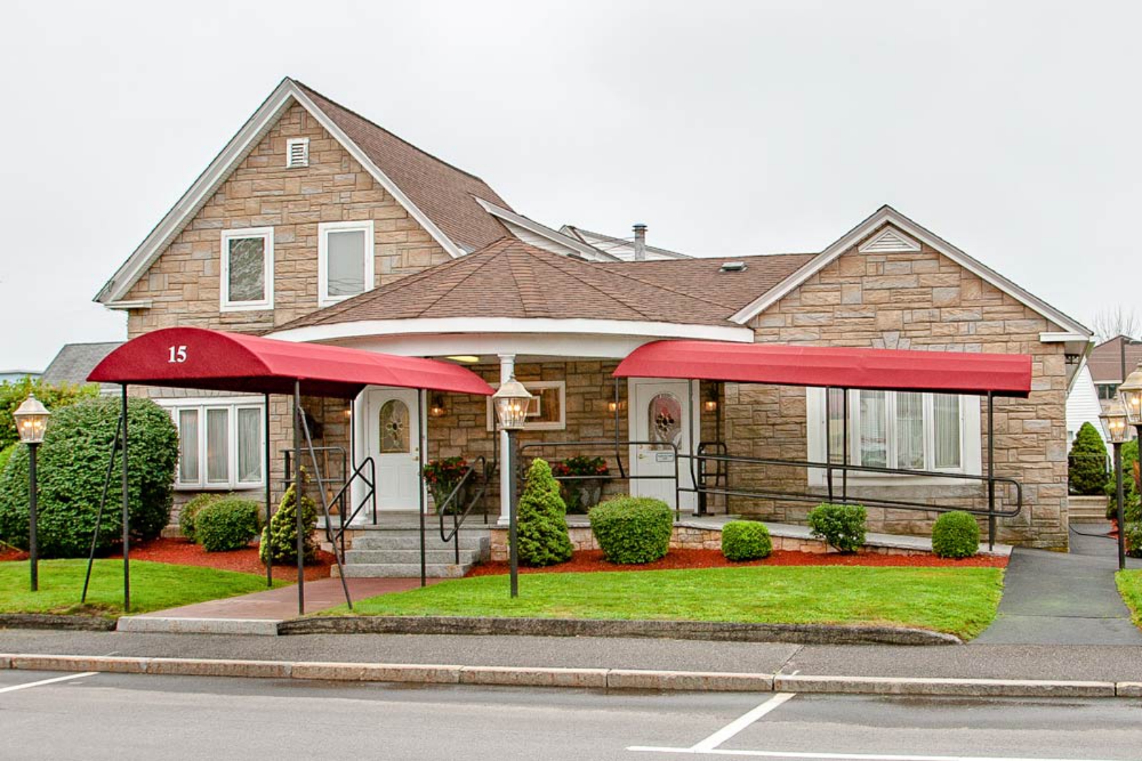 Peabody Funeral Homes & Crematorium, Derry, NH