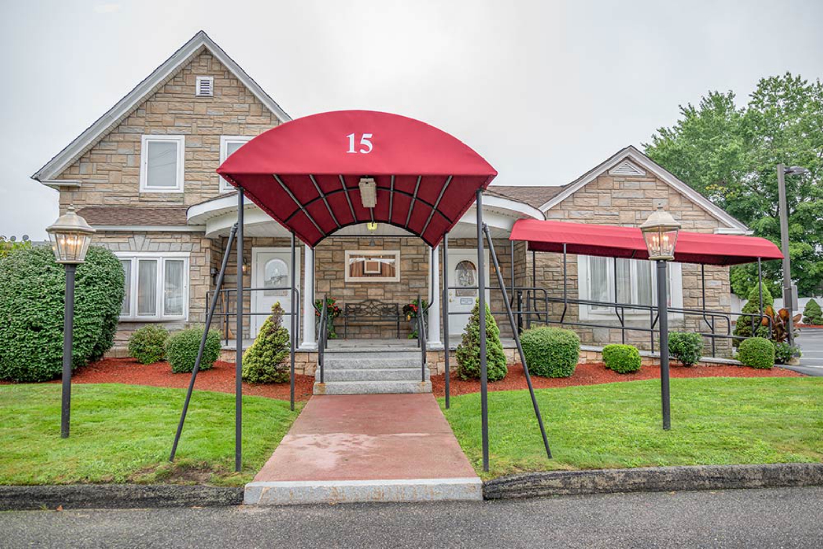 Peabody Funeral Homes & Crematorium, Derry, NH